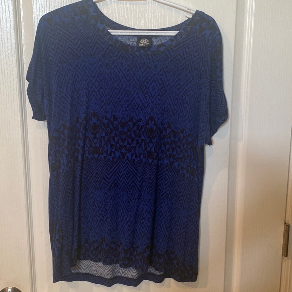 BOBEAU Size medium short sleeve T-shirt